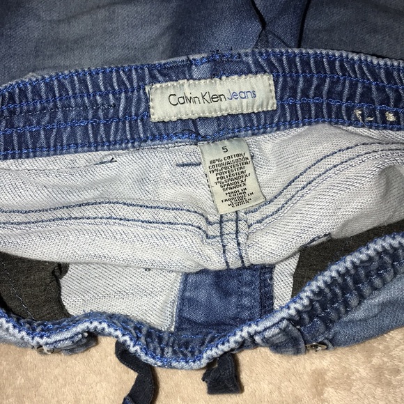 Calvin Klein jeans size 5 shorts 🩳💕 - Picture 3 of 3